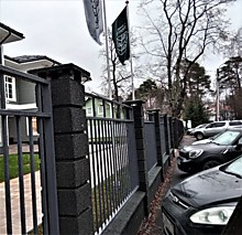 Столбы для забора из бетонных блоков с фактурой камня Габбро-диабаз